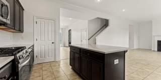 18642 Lake Harbor Ln Gallery 9