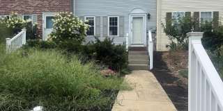 48 PENNWICK Drive Gallery 1