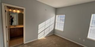 1384 EAGLE CROSSING Drive Gallery 30