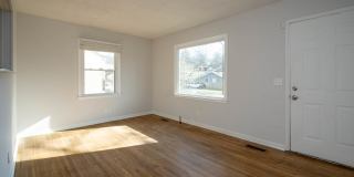 606 Village Court Gallery 5