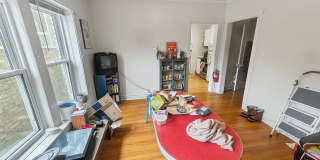 Large 3-bed/1-bath Apartment in the Heart of Rogers Park! Gallery 10