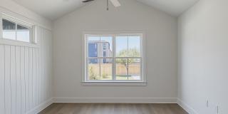 The Emerson at Commonwealth Gallery 34