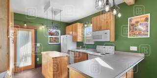 1414 North Adams Street Gallery 7