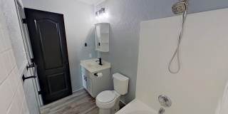 2 WEEKS FREE RENT + $1,095 + NEW STAINLESS STEEL APPLIANCES! Gallery 13