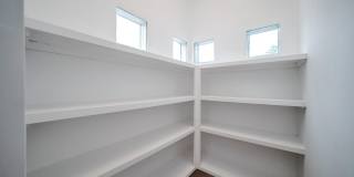 1815 E Waverly Street Gallery 10
