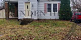 Charming Two Bedroom Home Gallery 1