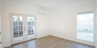 458 N Batavia St. Gallery 3