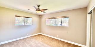 Lovely Single Story Home, Great Neighborhood, Amazing Yard Space, Close distance to Downtown Fallbrook! Gallery 31