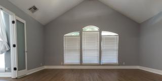 Luxurious Oasis with Poolside Serenity: Discover 17300 Zinc Drive, Edmond Gallery 19