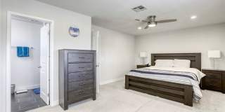 4562 Skyland Drive Gallery 31