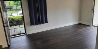 Beautiful Condo: 3 bed 2 Bath, located in Irvine-Woodbridge community, with a park, playground and pool Beautiful Condo: 3 bed 2 Bath, located in Irvine-Woodbridge community, with a park, playground and pool Gallery 5