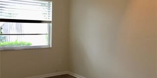 305 S WESTLAND AVENUE Gallery 11