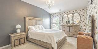 2 Bedroom - 2.5 Bathroom - Gated Community - Community Pool Gallery 17