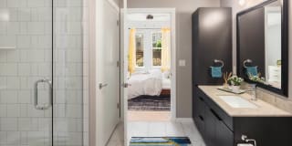 AMLI at Uptown Gallery 9