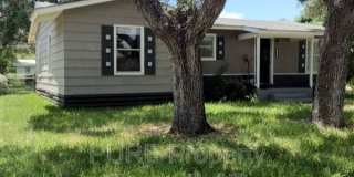 1329 Oak Park Dr Gallery 1