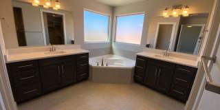 Red Mountain Vista Town Home Gallery 30