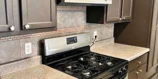 Allandale Place / Culdesac / Refrigerator / Washer/Dryer / Fenced Yard Gallery 9