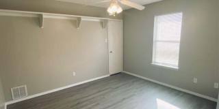 6504 7th Street Gallery 6