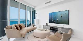 5959 Collins Ave Gallery 28