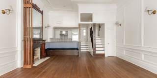 129 East 61st Street Gallery 3