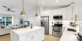 3322 Oasis Boulevard Gallery 23