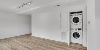 Redwood City: Newly Remodeled 1 Bed 1 Ba w/ In-Unit Washer/Dryer & Private Garage w/ EV Charger Gallery 10