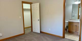 Desirable Downtown Poulsbo Place condo Gallery 16