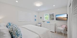 801 Hibiscus Avenue Gallery 16
