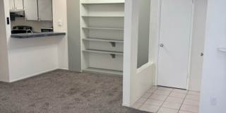 Large Studio Condo/ Perfect Location Gallery 7
