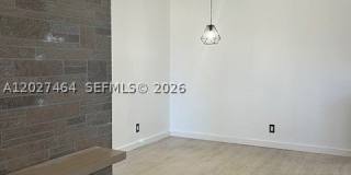 10054 Winding Lake Rd Gallery 1