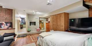 591 Orange Street Gallery 16