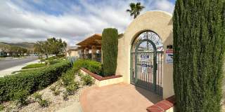 COMING SOON! * RARE OPPORTUNITY * SENIOR (55+) ROOM FOR RENT IN PRISTINE GATED COMMUNITY IN MENIFEE! Gallery 62