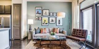 Arlo Memorial Gallery 13