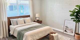 4760 N 28th St Gallery 14