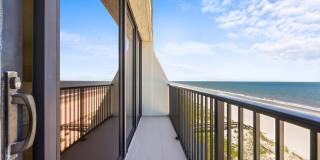 2100 OCEAN Drive Gallery 67