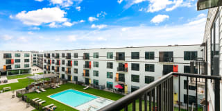 Mid Main Lofts Gallery 43