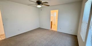 4 bed in Mesa Del Sol Gallery 10
