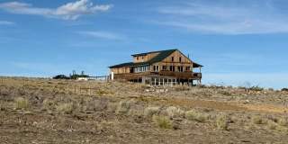 Spacious 3BR House in Del Norte Gallery 1