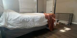 Stunning 3-Bed Twin Home in Lansdowne! Available May 1st! Gallery 18