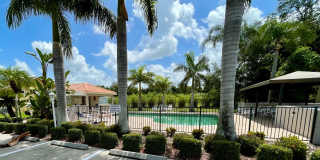 Resort-Style Living Gorgeous two bedroom, two bath, +den, detached villa for rent in North Sarasota Gallery 18