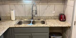Charming furnished 2BR 3rd Floor Apartment in Wilmington Charming furnished 2BR 3rd Floor Apartment in Wilmington Gallery 12