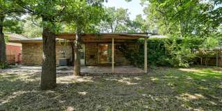 Charming 3-Bed, 1.5-Bath Home with 2-Car Garage Near NW 23rd & MacArthur Gallery 33