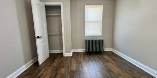 Gorgeous 3-Bedroom Townhome in Juniata! Available NOW! Gallery 16