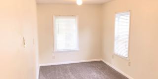 3 bed, 1 bath home Gallery 11
