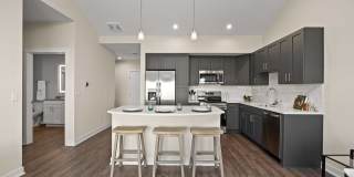 Savannah at Ankeny Gallery 1