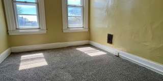 Stunning 3-Bedroom Townhome in Carroll Park! Available NOW! Gallery 12