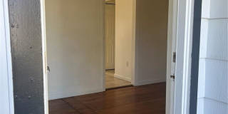 1485 CLEVELAND STREET Gallery 15