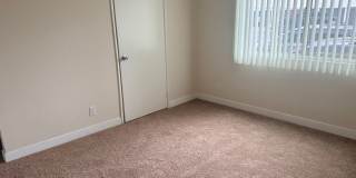 10042 Commerce Avenue Gallery 14