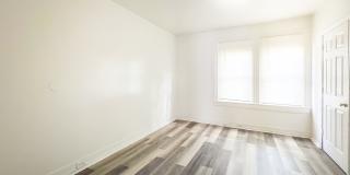 1102 Custer St Gallery 2