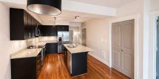 1bd/1.5ba Seattle Condo Gallery 10